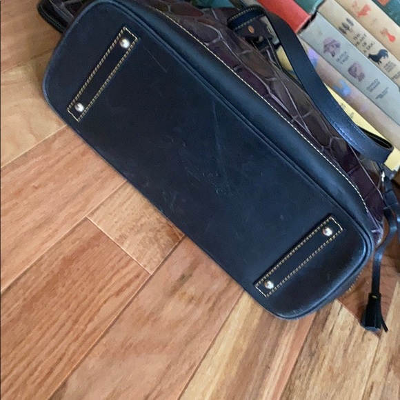 Dooney and Bourke - Picture 5 of 10